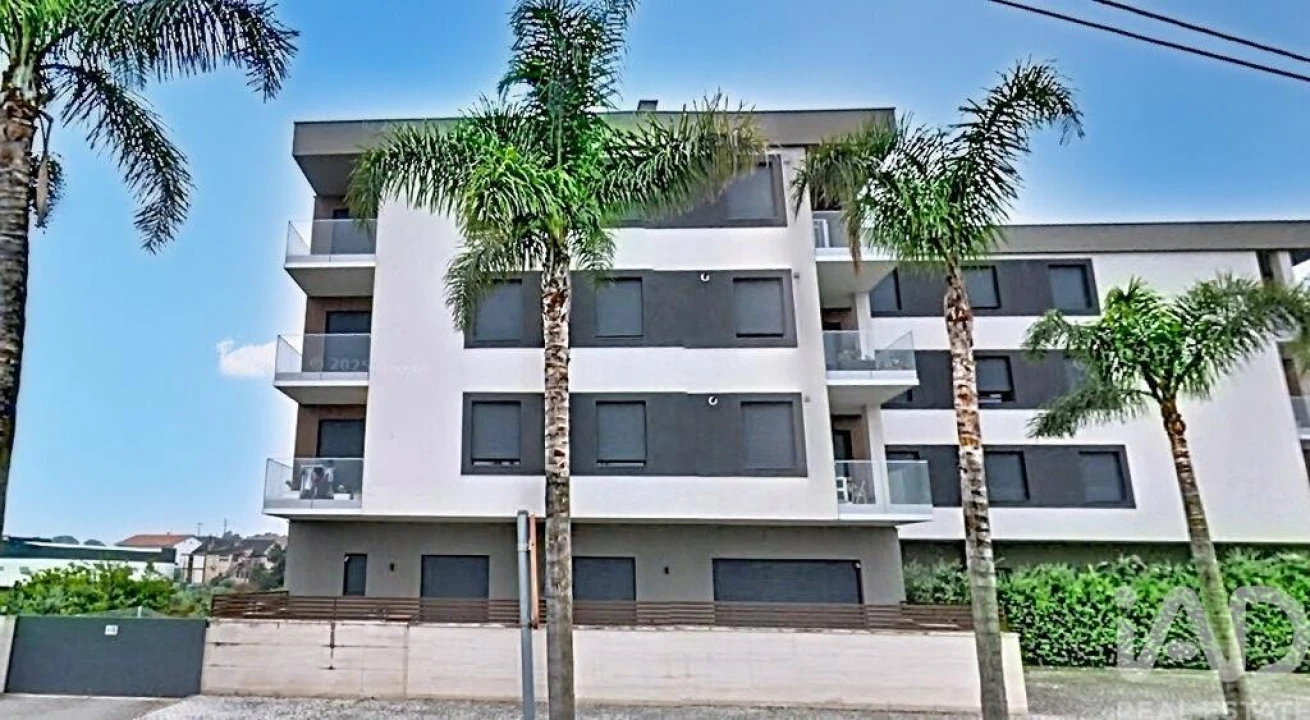Apartamento T3 para Arrendamento em Fatima Foto 29