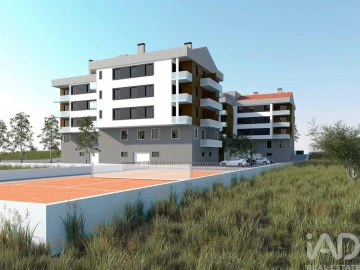 Apartamento T3 para Arrendamento em Fatima
