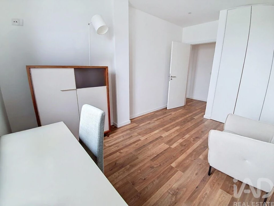 Apartamento T3 para Arrendamento em Fatima Foto 13