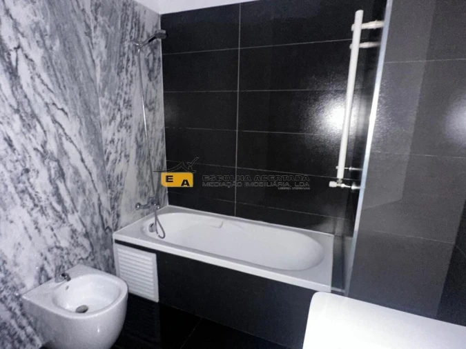 Apartamento T1 para Venda em Bonfim Foto 8