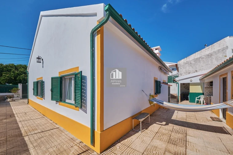 Moradia T3 para Venda em Charneca de Caparica e Sobreda Foto 11