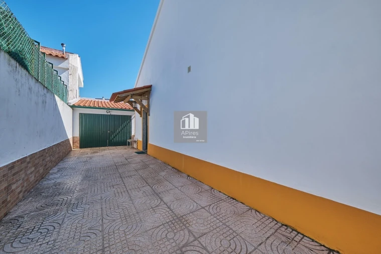 Moradia T3 para Venda em Charneca de Caparica e Sobreda Foto 5