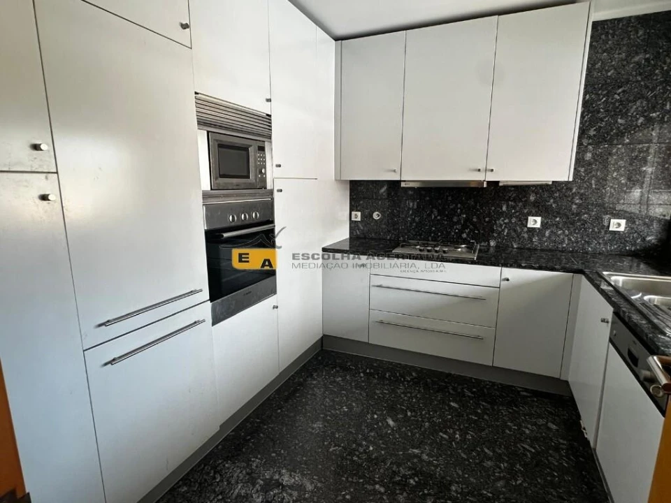 Apartamento T3 para Venda em Bonfim Foto 1
