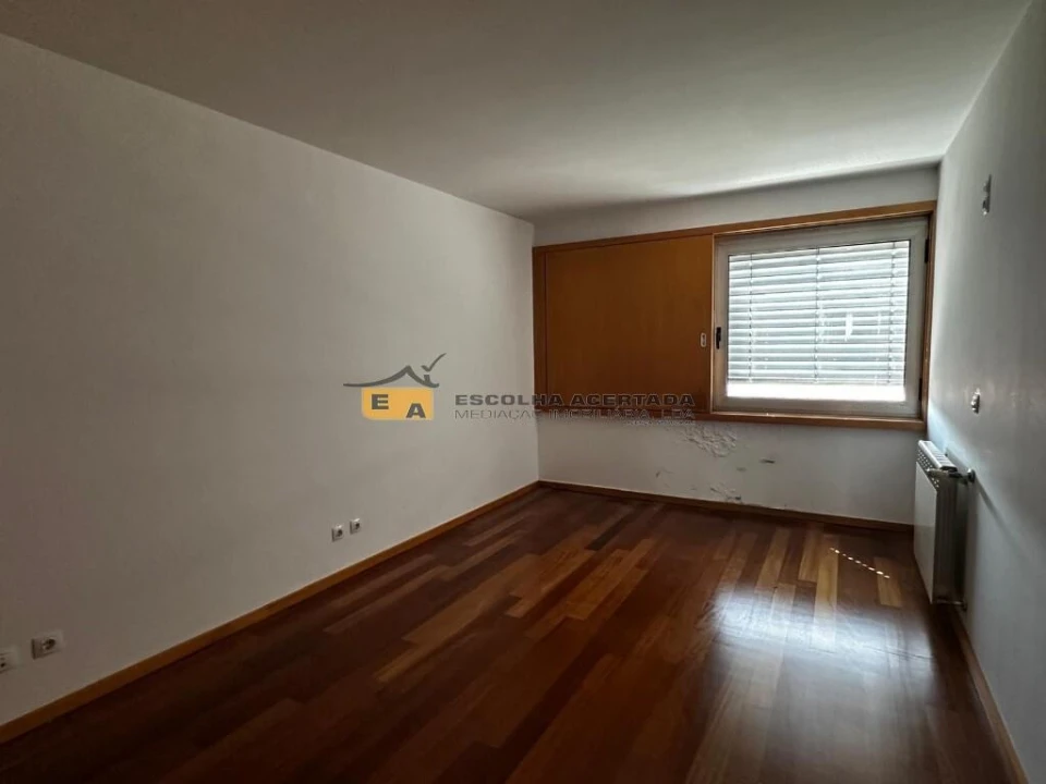 Apartamento T3 para Venda em Bonfim Foto 12
