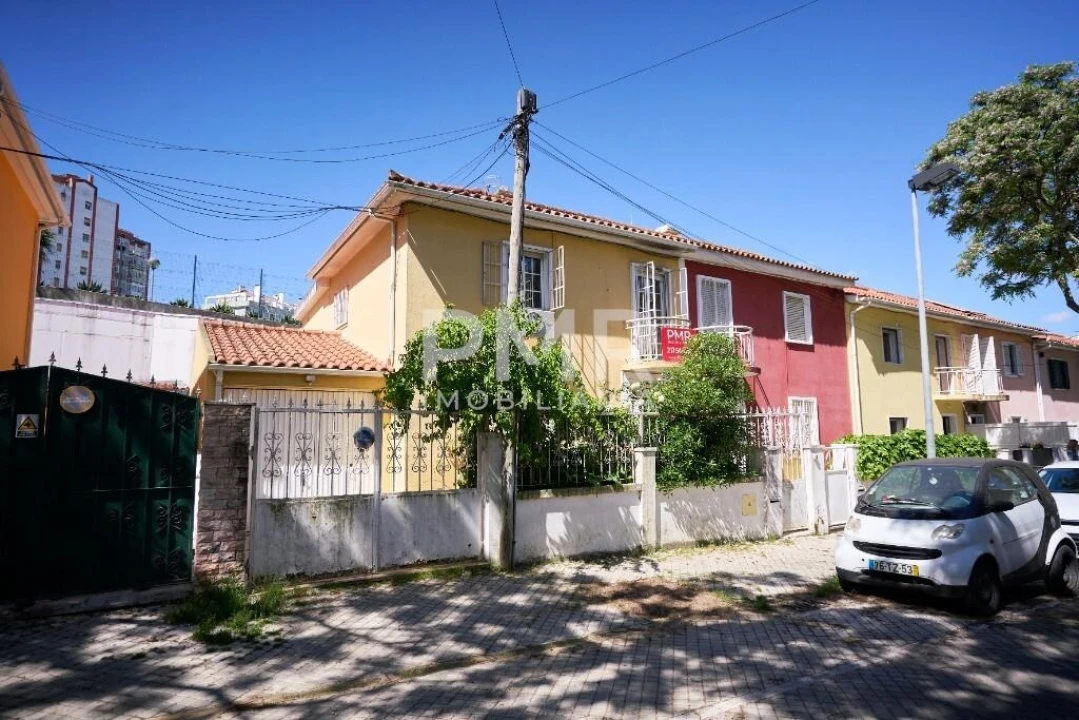 Moradia T4 para Venda em Benfica Foto 34