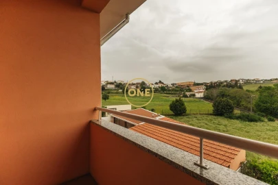 Moradia T3 para Venda em Requião