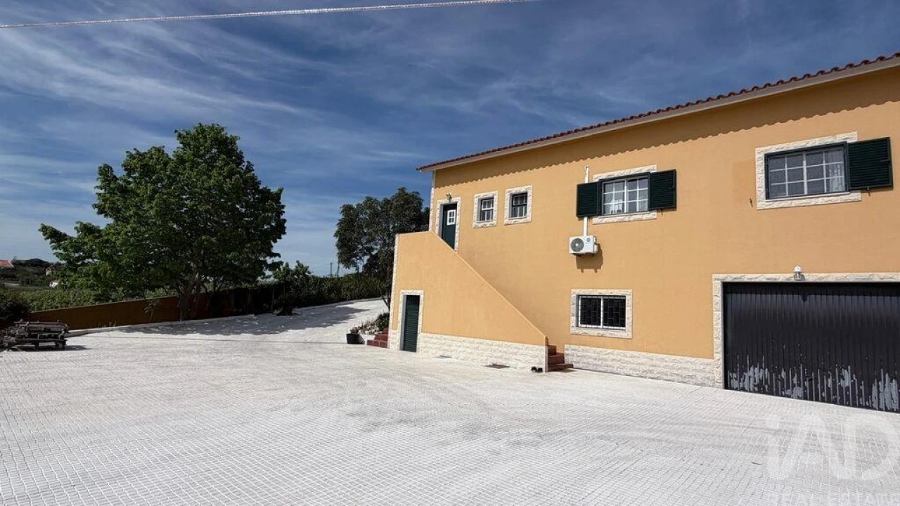 Moradia T5 para Venda em Manique do Intendente, Vila Nova de São Pedro e Maçussa Foto 12