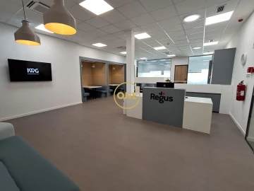 Escritório para Arrendamento em Ribeirão