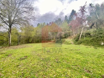 Terreno para Venda em Sande, Vilarinho, Barros e Gomide