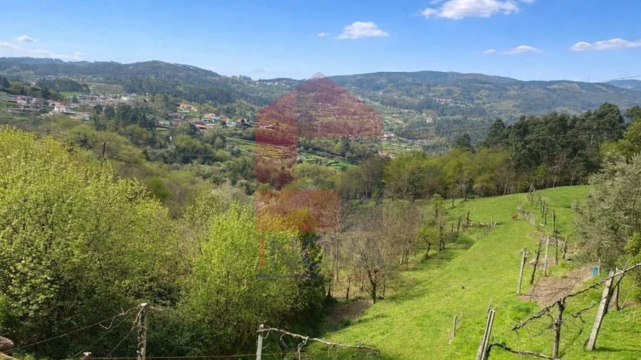 Terreno para Venda em Sande, Vilarinho, Barros e Gomide