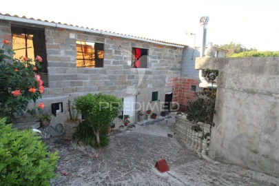 Quinta T1 para Venda em Fonte Arcada