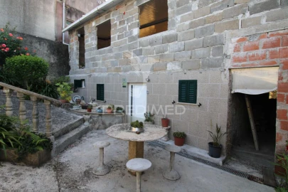 Quinta T1 para Venda em Fonte Arcada