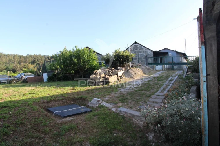 Quinta T1 para Venda em Fonte Arcada Foto 18