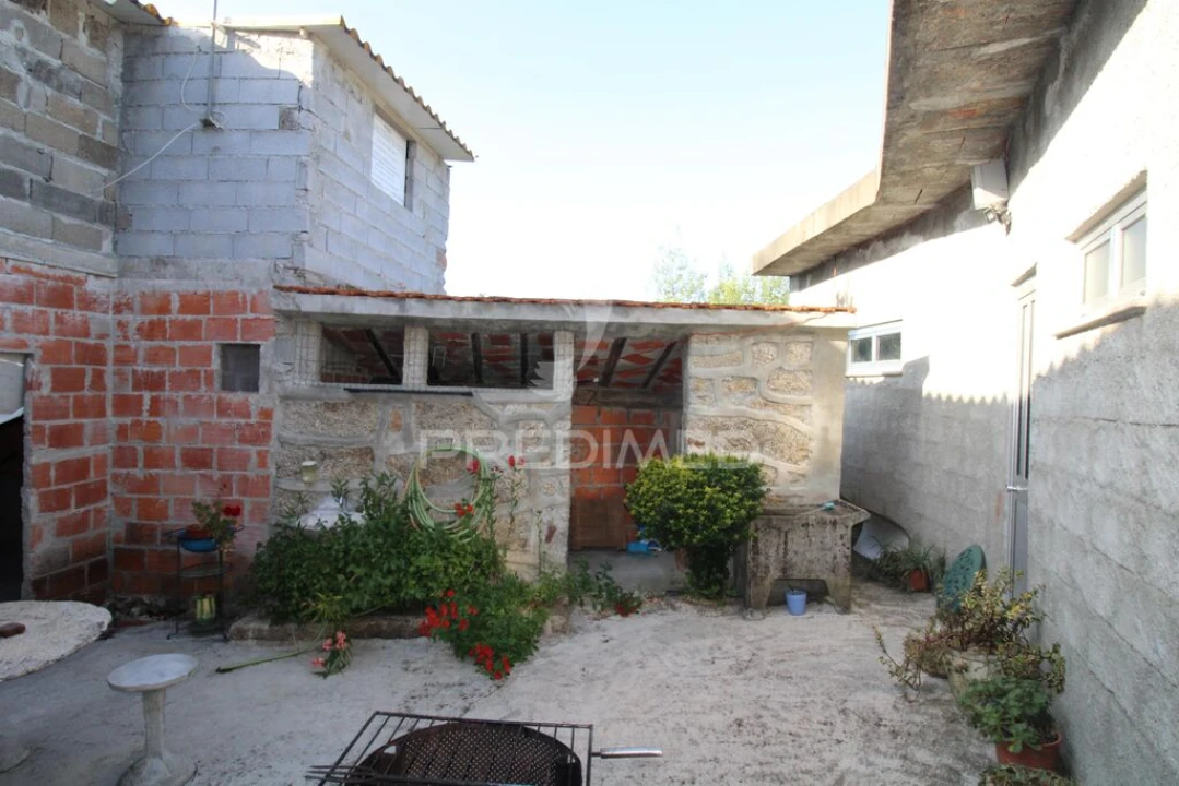 Quinta T1 para Venda em Fonte Arcada Foto 10