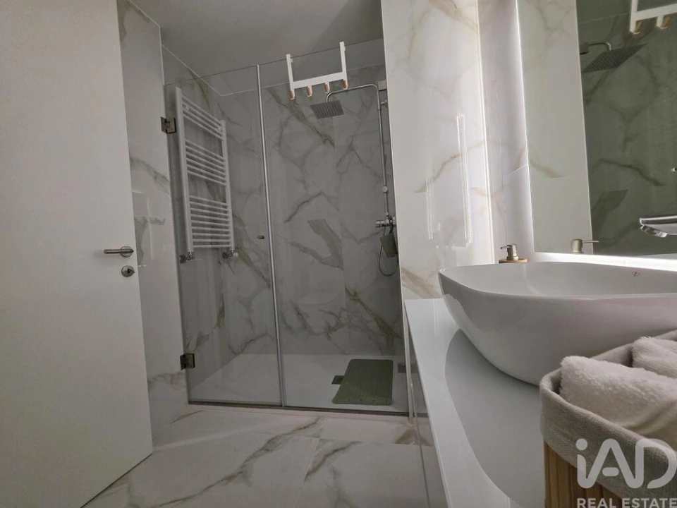 Apartamento T1 para Arrendamento em Espinho Foto 23