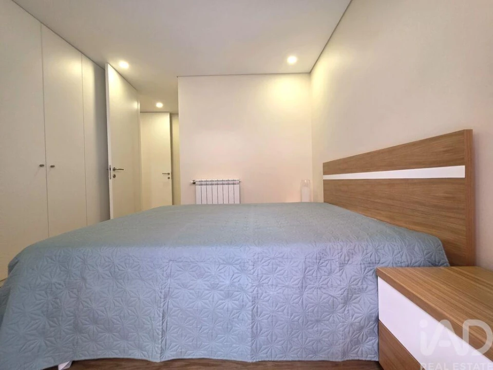 Apartamento T1 para Arrendamento em Espinho Foto 17
