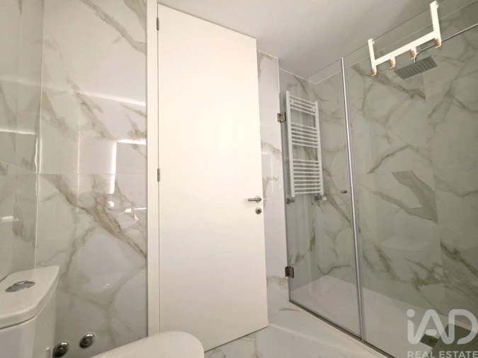 Apartamento T1 para Arrendamento em Espinho Foto 25