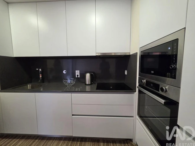 Apartamento T1 para Arrendamento em Espinho Foto 13