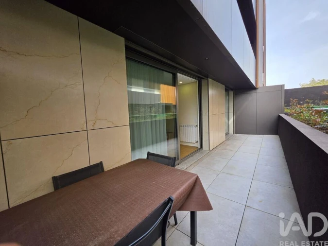 Apartamento T1 para Arrendamento em Espinho Foto 12
