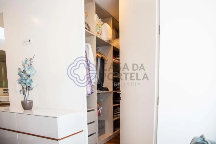 Moradia T3 para Venda em São Felix da Marinha Foto 17