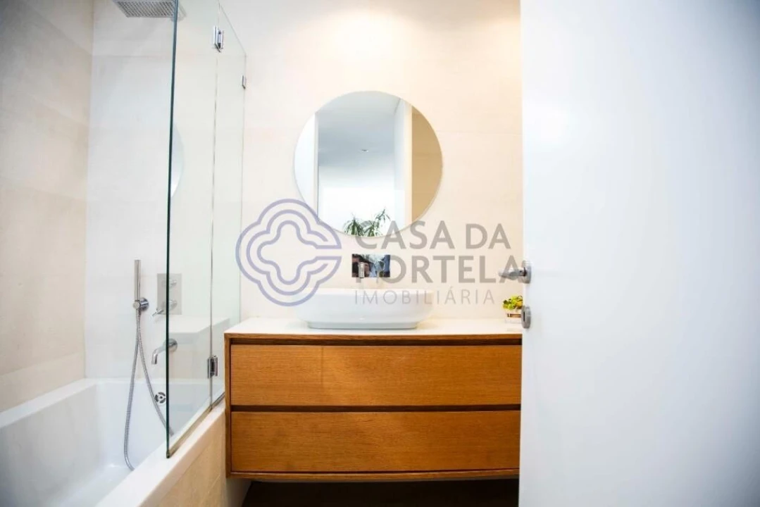 Moradia T3 para Venda em São Felix da Marinha Foto 22