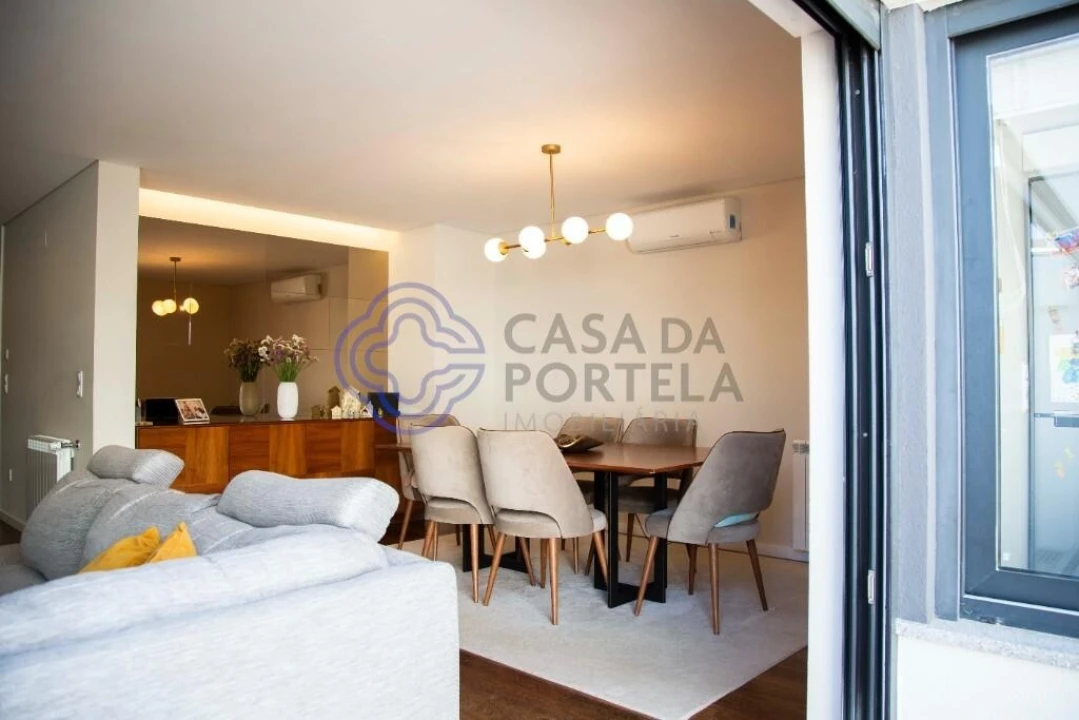 Moradia T3 para Venda em São Felix da Marinha Foto 7