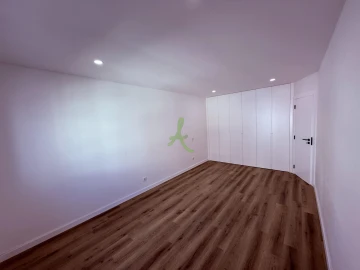 Apartamento T2 para Venda em Portimão