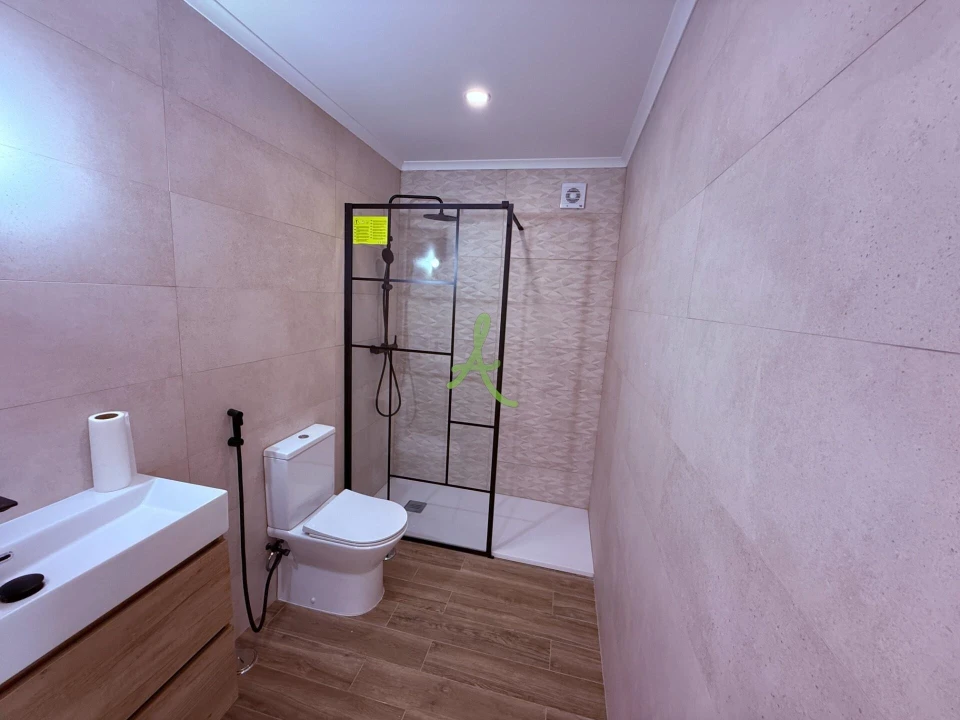 Apartamento T2 para Venda em Portimão Foto 20