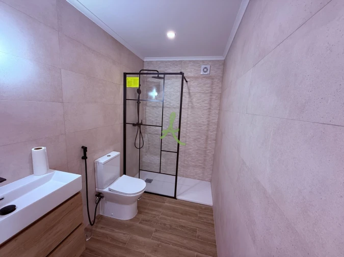 Apartamento T2 para Venda em Portimão Foto 20
