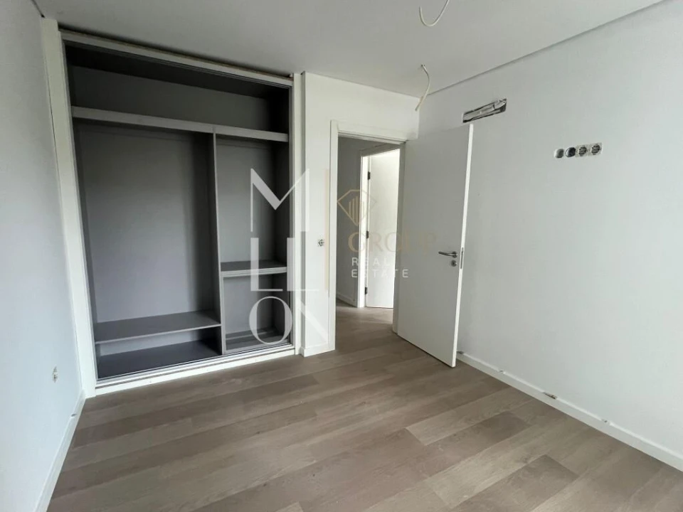 Apartamento T3 para Venda em Caniço Foto 9