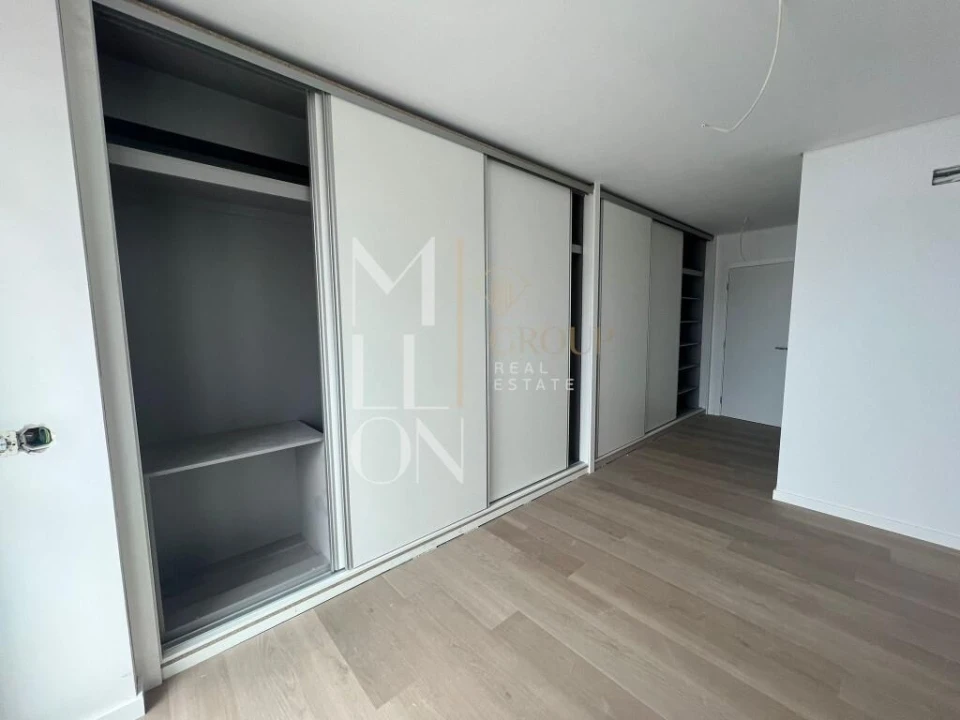 Apartamento T3 para Venda em Caniço Foto 3
