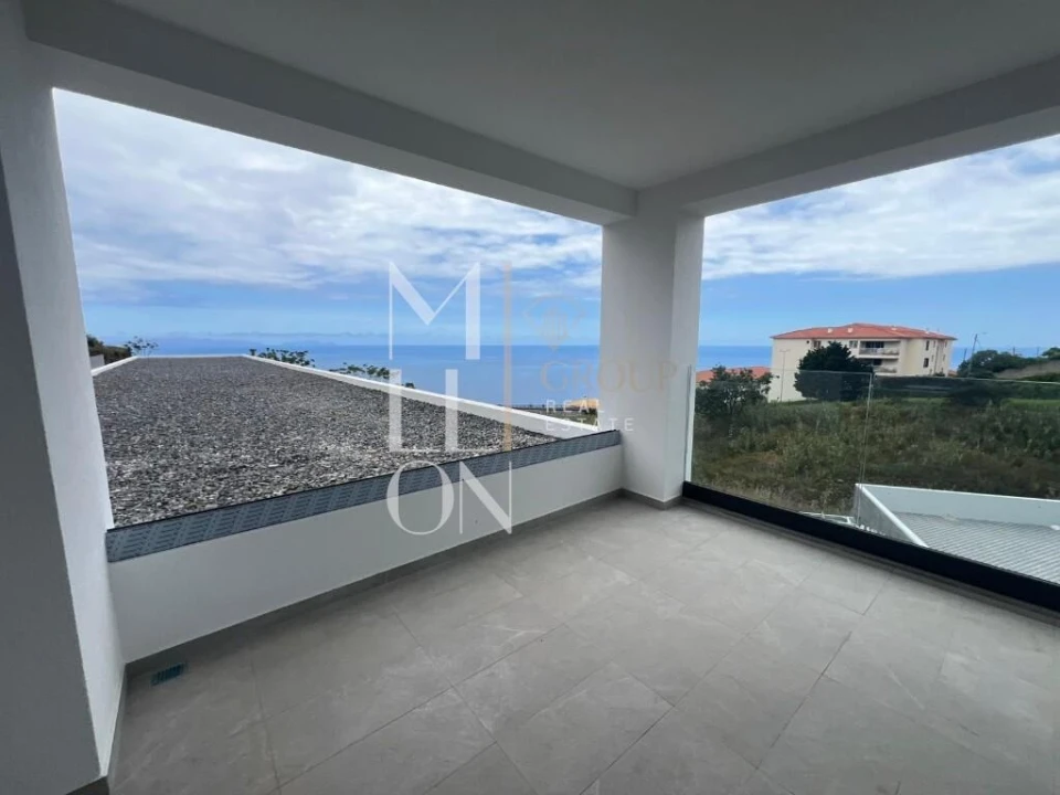 Apartamento T3 para Venda em Caniço Foto 8