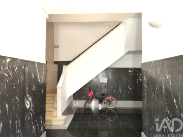 Apartamento T2 para Arrendamento em Oeiras e São Julião da Barra, Paço de Arcos e Caxias