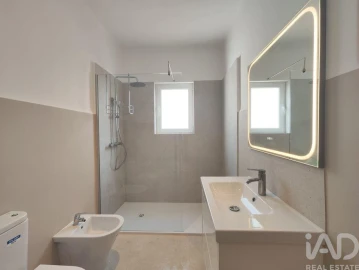 Apartamento T2 para Arrendamento em Oeiras e São Julião da Barra, Paço de Arcos e Caxias