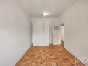 Apartamento T2 para Arrendamento em Oeiras e São Julião da Barra, Paço de Arcos e Caxias