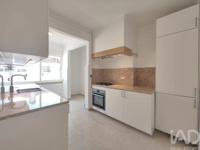 Apartamento T2 para Arrendamento em Oeiras e São Julião da Barra, Paço de Arcos e Caxias Foto 5