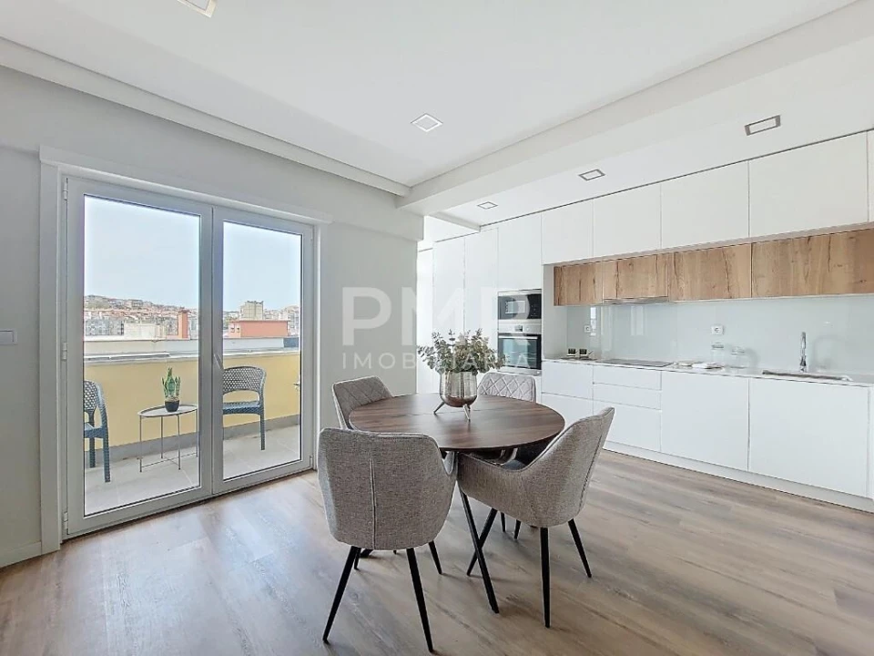 Apartamento T3 para Venda em Benfica Foto 5