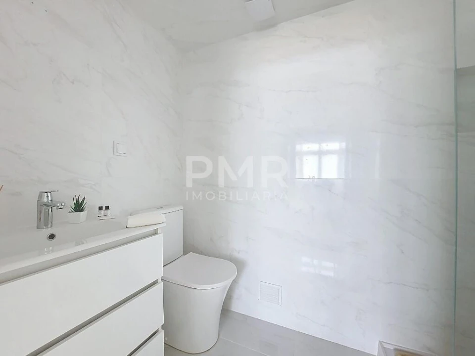 Apartamento T3 para Venda em Benfica Foto 9