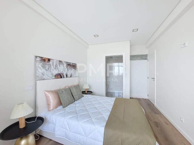 Apartamento T3 para Venda em Benfica Foto 12