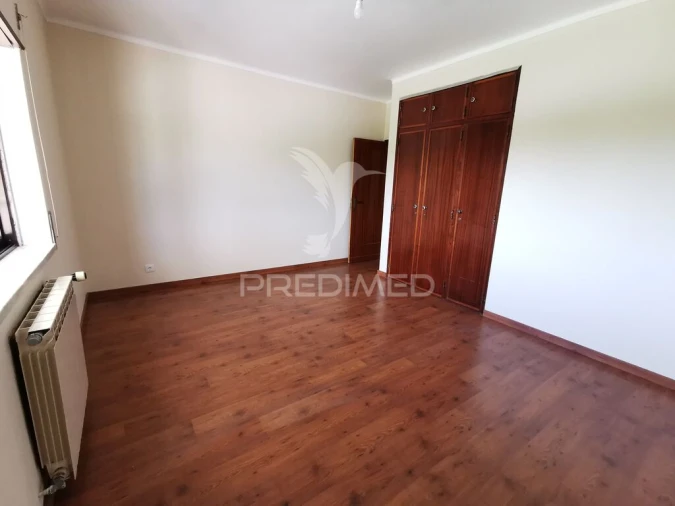 Moradia T5 para Venda em Além da Ribeira e Pedreira Foto 20