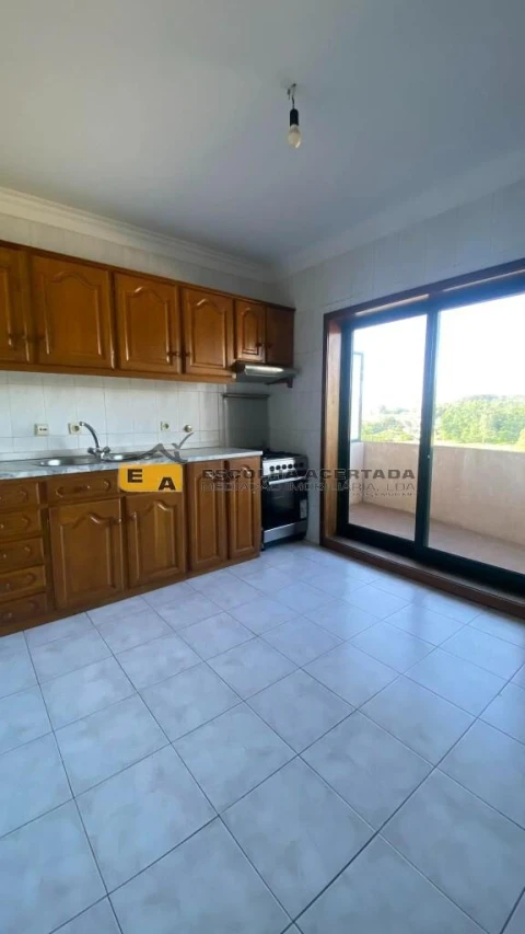 Apartamento T1 para Venda em Paço de Sousa