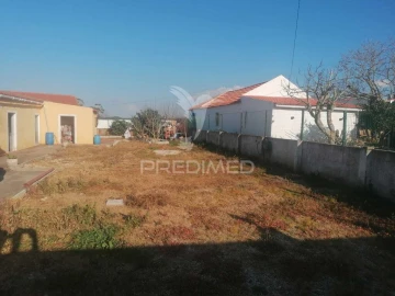 Moradia T3 para Venda em Carnota