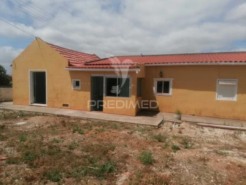 Moradia T3 para Venda em Carnota