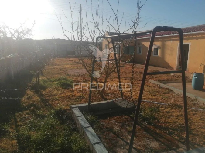 Moradia T3 para Venda em Carnota Foto 2