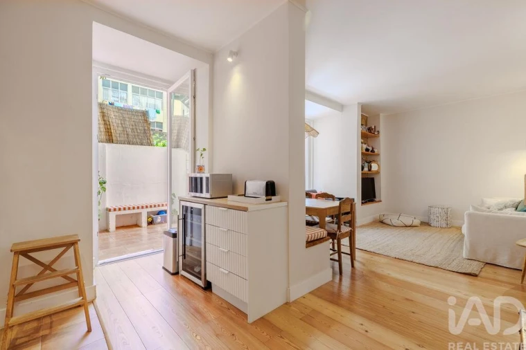 Apartamento T3 para Venda em Campo de Ourique Foto 13