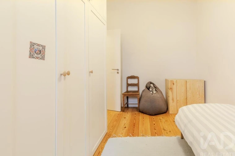 Apartamento T3 para Venda em Campo de Ourique Foto 32