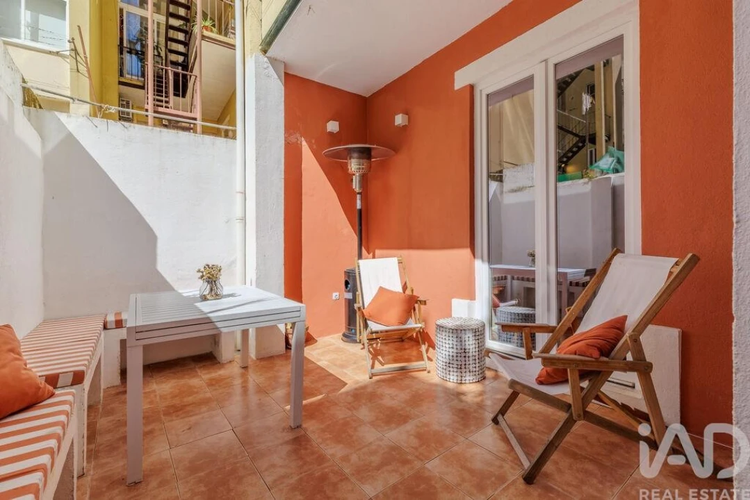 Apartamento T3 para Venda em Campo de Ourique Foto 1