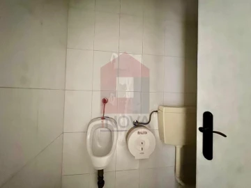 Loja para Venda em Merelim (São Pedro) e Frossos