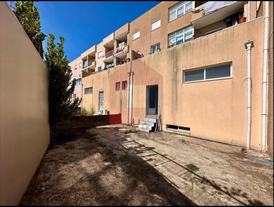 Loja para Venda em Merelim (São Pedro) e Frossos Foto 32