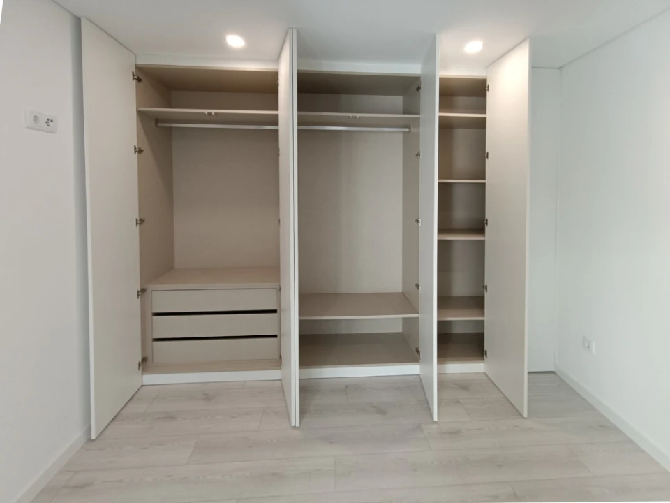 Apartamento T1 para Venda em Buarcos Foto 10